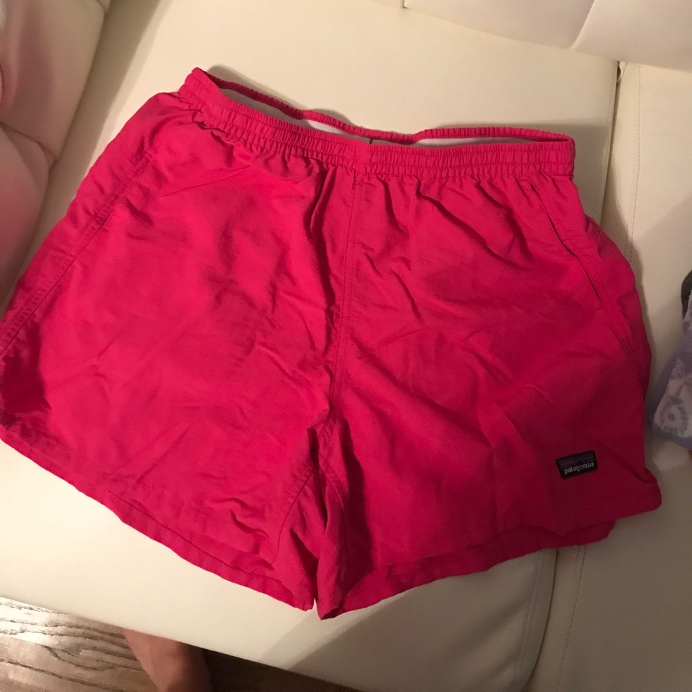 Pink Patagonia baggies!